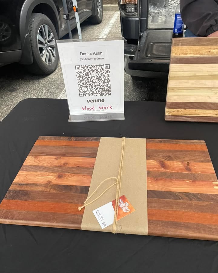 Oxford Farmers Market Uptown