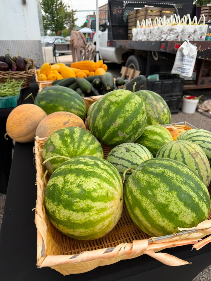 Oxford Farmers Market Uptown