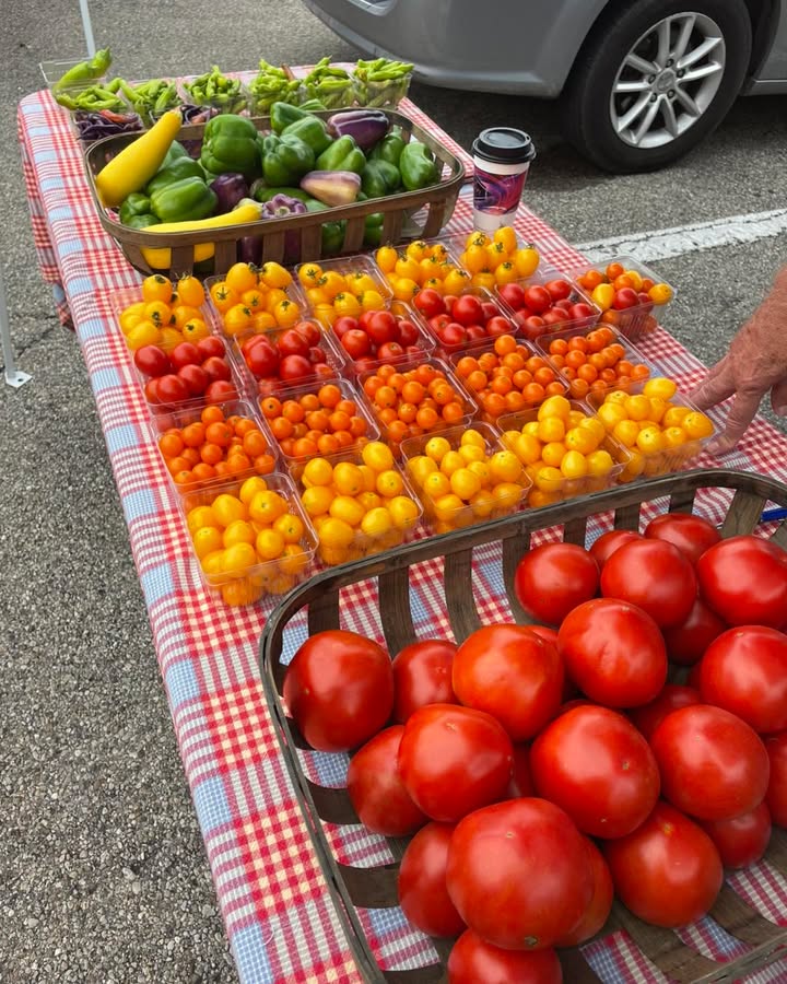 Oxford Farmers Market Uptown